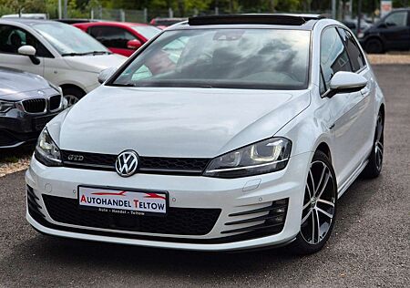 VW Golf Volkswagen VII Lim. GTD *Standheizung *Pano *Bi-Xenon
