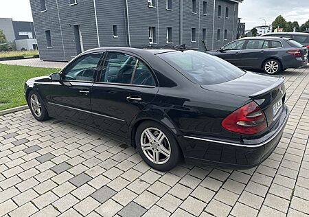 Mercedes-Benz E 220 CDI Avantgarde