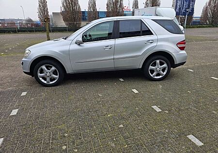 Mercedes-Benz ML 320 CDI 4Matic 7G-TRONIC