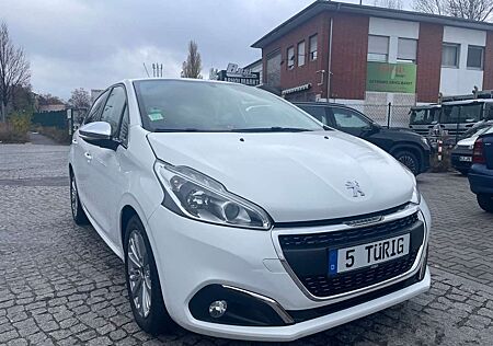 Peugeot 208 1.6 Klima,Navi,PDC,Alwetter,5Türig