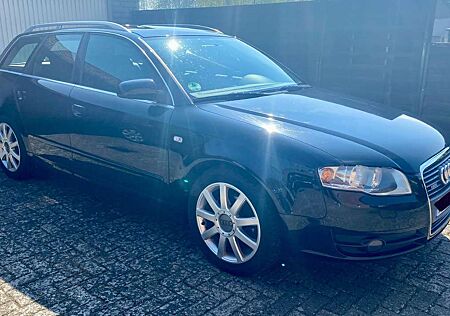 Audi A4 Avant 2,0 TDI S-Line