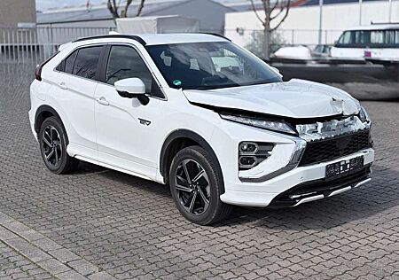 Mitsubishi Eclipse Cross Plus Select Hybrid 4WD+28Tsd KM