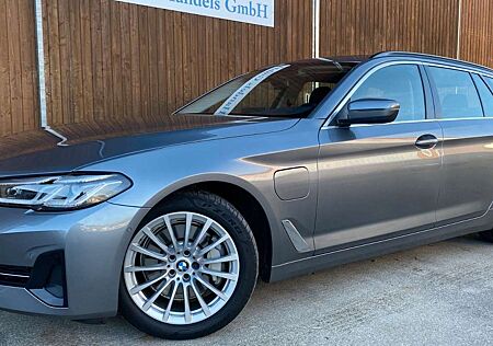 BMW 530 eA Touring Sport Boost Wirel HiFi Parkass AHK