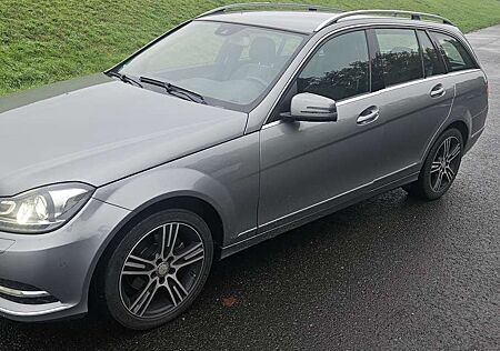 Mercedes-Benz C 220 T CDI DPF (BlueEFFICIENCY) 7G-TRONIC Avantgarde