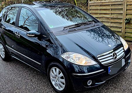 Mercedes-Benz A 170 Elegance / 1. Hd. Panormad/TÜV/Service neu