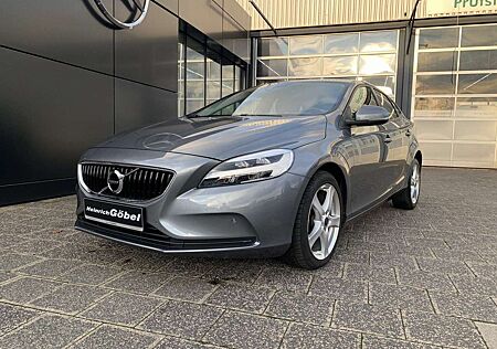 Volvo V40 V 40 T2 2.0 Momentum (EURO 6d-TEMP)