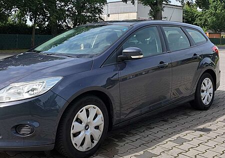 Ford Focus Turnier 1.6 TDCi DPF SYNC Edition