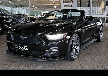 Ford Mustang GT Convertible 5.0