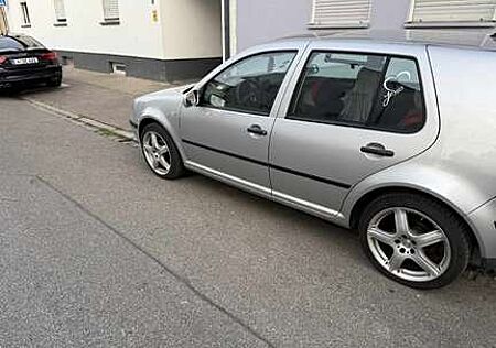 VW Golf Volkswagen 1.6 Automatik Edition