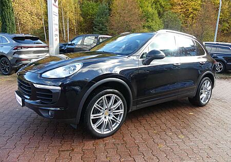 Porsche Cayenne 3.0*Leder*Klima*SHZ*Sitzbel.*Kam*Pano