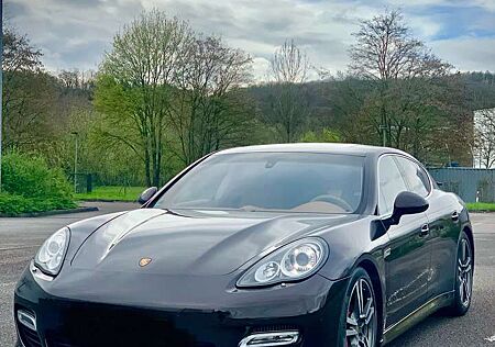 Porsche Panamera Turbo PDK