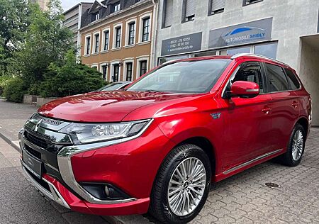 Mitsubishi Outlander PHEV Basis 4WD, Teilleder
