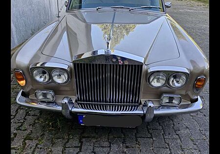 Rolls-Royce Silver Shadow