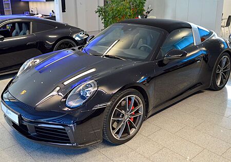 Porsche 992 Targa 4 S