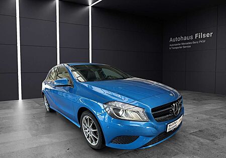 Mercedes-Benz A 180 A 180d*Urban*Bi-Xenon*AHK*Navi* Klima*SHZ*8-fach