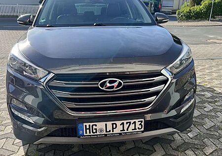 Hyundai Tucson Premium 4WD