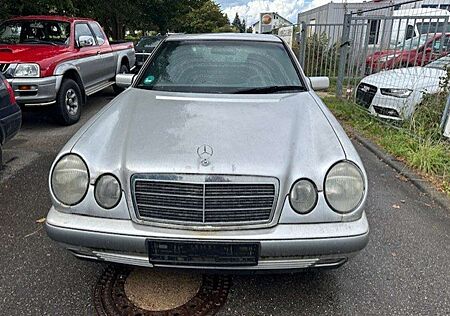 Mercedes-Benz E 200 E-Klasse Classic