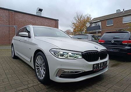 BMW 530d 530 xDrive*Luxury Line*AHK*HeadUp*LED*TÜV NEU