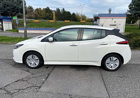 Nissan Leaf ZE1 40kWh 110kW (150PS) Automatik