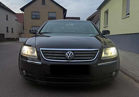 VW Phaeton Volkswagen 3.0 V6 TDI DPF 4MOTION Automatik (5 Sitzer) Editio