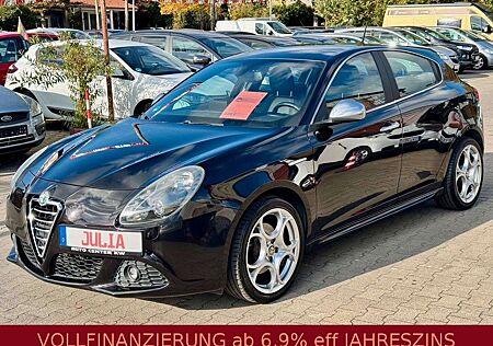 Alfa Romeo Giulietta Turismo-KLIMA-SHZG-NAVI-LEDER-PDC-BOSE