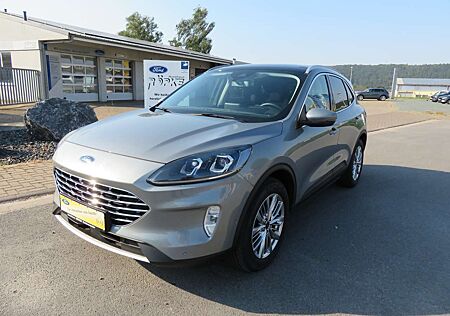 Ford Kuga Titanium *190PS*Allrad*LED*ACC*Kamera*Schiebedach*