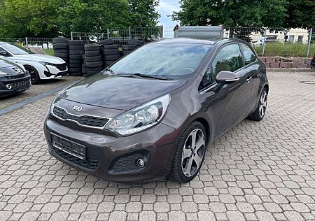 Kia Rio Platinum Edition*AUTOMATIK*LEDER*NAVI*SITZHE