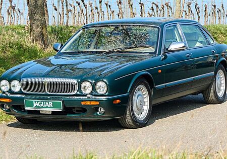 Jaguar Daimler V8 Langversion 2 Jahre Garantie