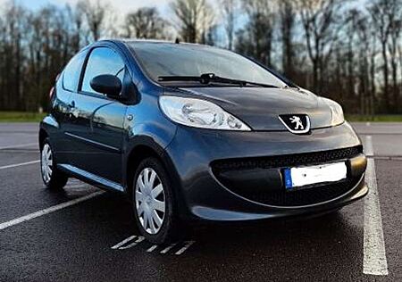 Peugeot 107 70 2-Tronic Filou