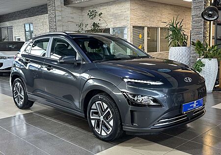 Hyundai Kona Select dig.Cockpit ACC R.Cam PDC SHZ PDC