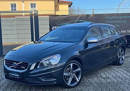 Volvo V60 2.4 D5/R-Design/Aut./Xenon/Navi/Standheizung