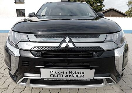 Mitsubishi Outlander PHEV Top 4WD+AHK,1.Hd.Mits. S-Heftgepflegt