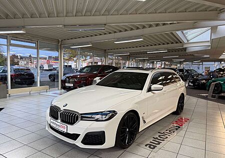 BMW 530 d xDrive M Sportpaket AUT./LASER/HUD/CAM/PANO
