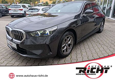 BMW 520 i Limousine HUD Sitzbelüftung H&K Navi Kamera