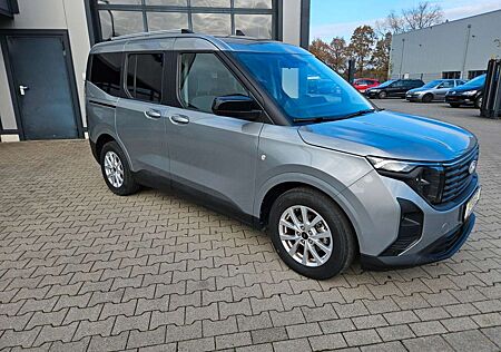 Ford Tourneo Courier Titanium