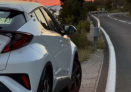 Toyota C-HR Hybrid Team Deutschland