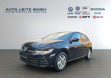 VW Polo Volkswagen 1.0 TSI DSG Style IQ.Light PANO Navi RFK LM