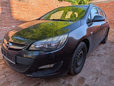 Opel Astra Sports Tourer 1.6 CDTI DPF Metallic
