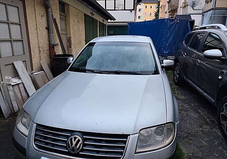 VW Passat gebraucht kaufen VW Passat Volkswagen V 2000 Berlina 1.9 tdi Comfortline 130cv