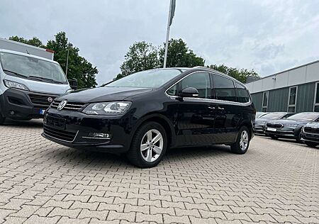 VW Sharan Volkswagen 2.0 TDI Highline 7 Sitz Xenon Navi AHK SH