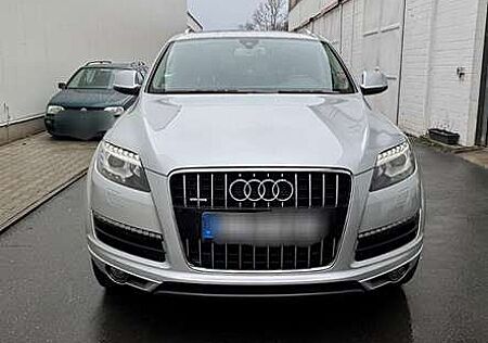 Audi Q7 3.0 TDI DPF quattro tiptronic