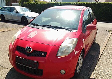 Toyota Yaris TS