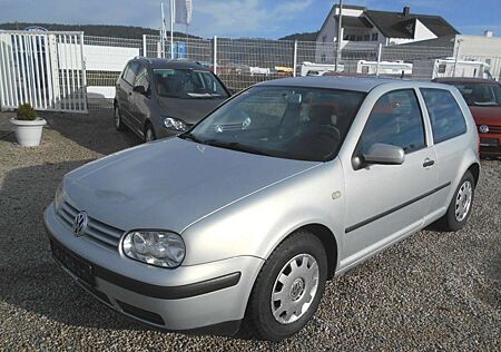 VW Golf Volkswagen IV Lim. ,Tüv Neu!