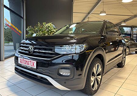 VW T-Cross Volkswagen Life (Navi; 8 fach)