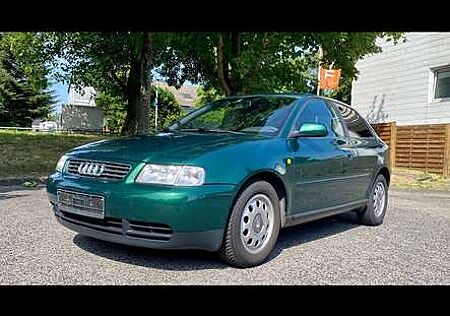 Audi A3 1.6 Ambiente