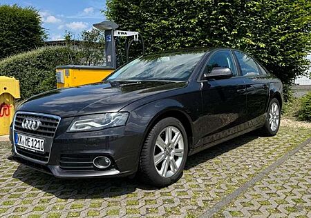 Audi A4 1.8 TFSI Attraction