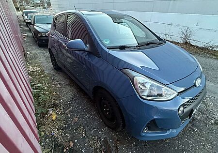 Hyundai i10 1.2 Style,1.Hand,Navi,61.000 KM,Euro 6,Alu-F