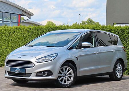 Ford S-Max Titanium *1. Hand / AHK / MwSt. ausweisb.*