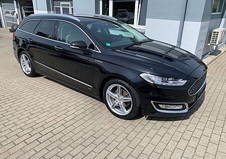 Ford Mondeo Turnier Vignale AWD 2,0TDCi Aut LED Leder