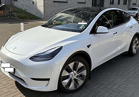 Tesla Model Y RWD